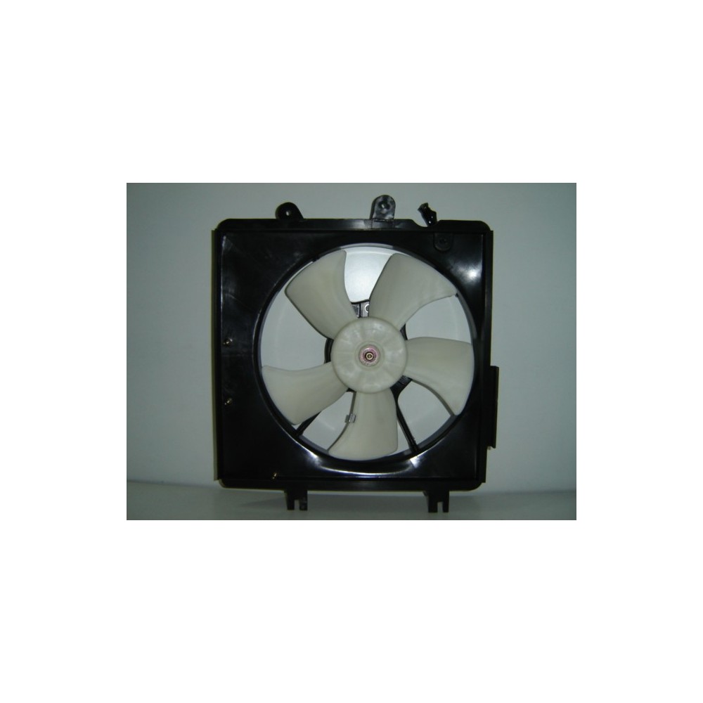 Compra ELECTROVENTILADOR RAD.(AT) MAZDA MAZDA 323 SEDAN 90- al mejor precio en todocarrocería.com