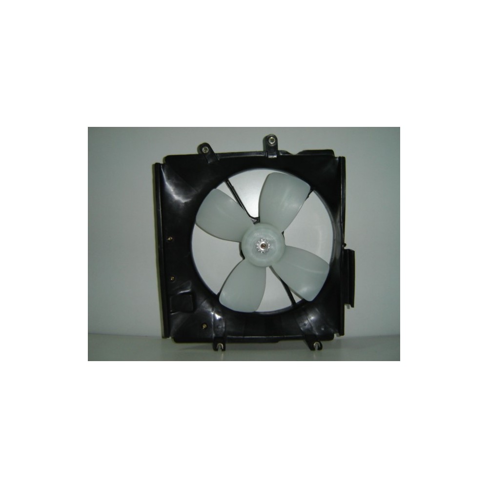 Achetez VENTILATEUR ÉLECTRIQUE RAD. (MT) MAZDA MAZDA 323 SEDAN 90- au meilleur prix sur todocarrocería.com