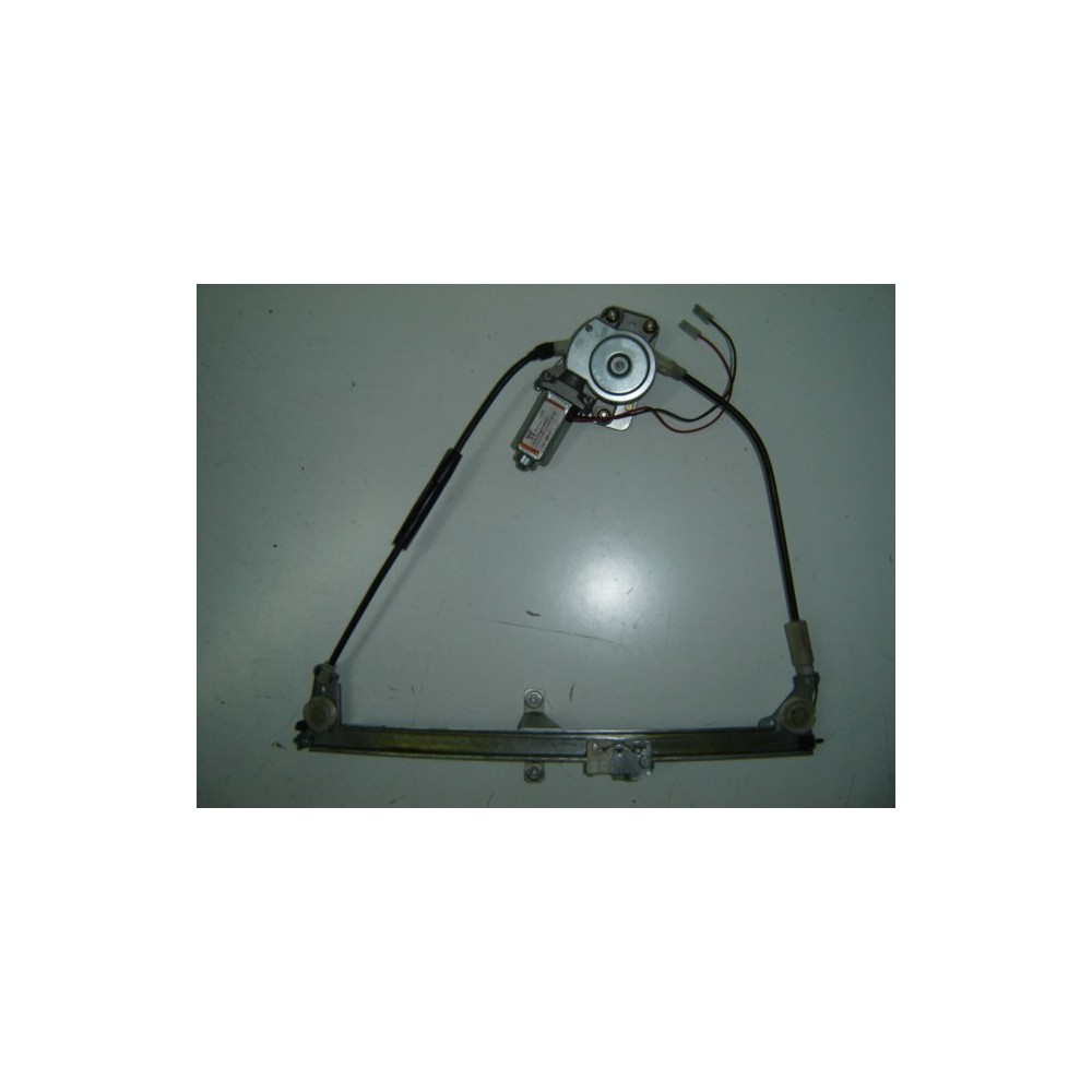 Compra ELEVALUNAS ELÉCTRICO DELANTERO DERECHO AUDI AUDI 80 86-93 al mejor precio en todocarrocería.com