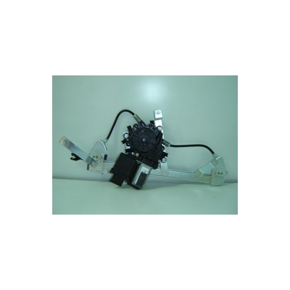 Achetez LEVAGE DE VITRE ÉLECTRIQUE ARRIÈRE DROIT (AVEC CONFORT) RENAULT RENAULT SCENIC 03- au meilleur prix sur todocarrocería.c
