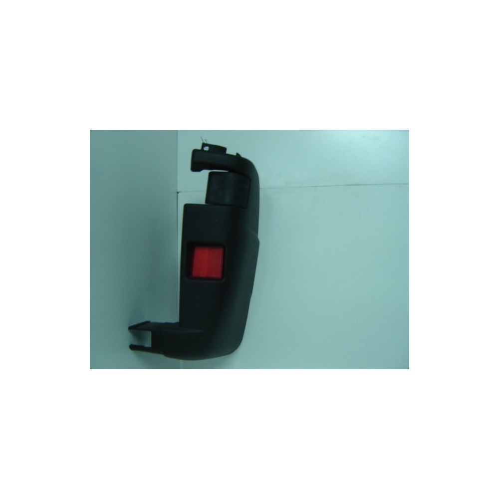 Compra ESQUINA DE PARAGOLPES TRASERO DERECHO NEGRO FIAT FIAT DUCATO 04- al mejor precio en todocarrocería.com