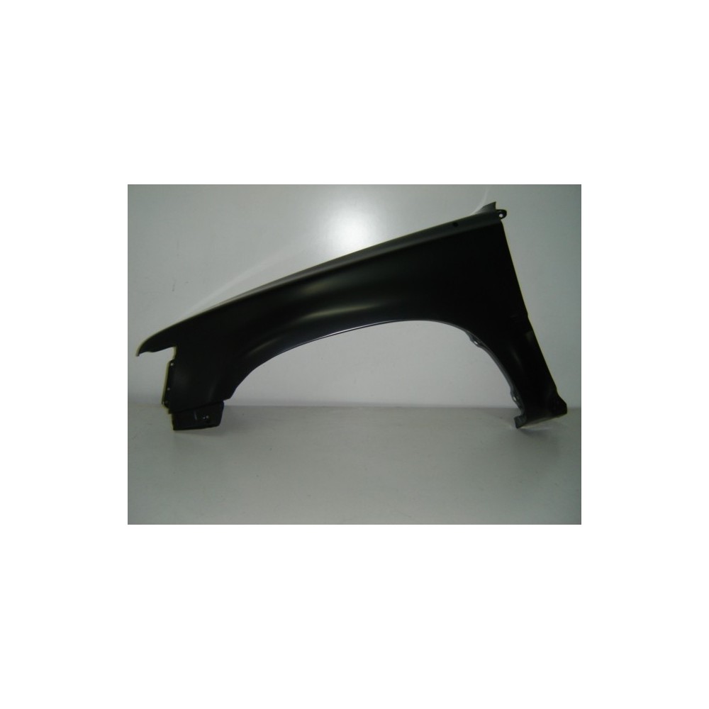Compra ALETA DELANTERA IZQUIERDA (4WD) TOYOTA TOYOTA HILUX LN105 89- al mejor precio en todocarrocería.com