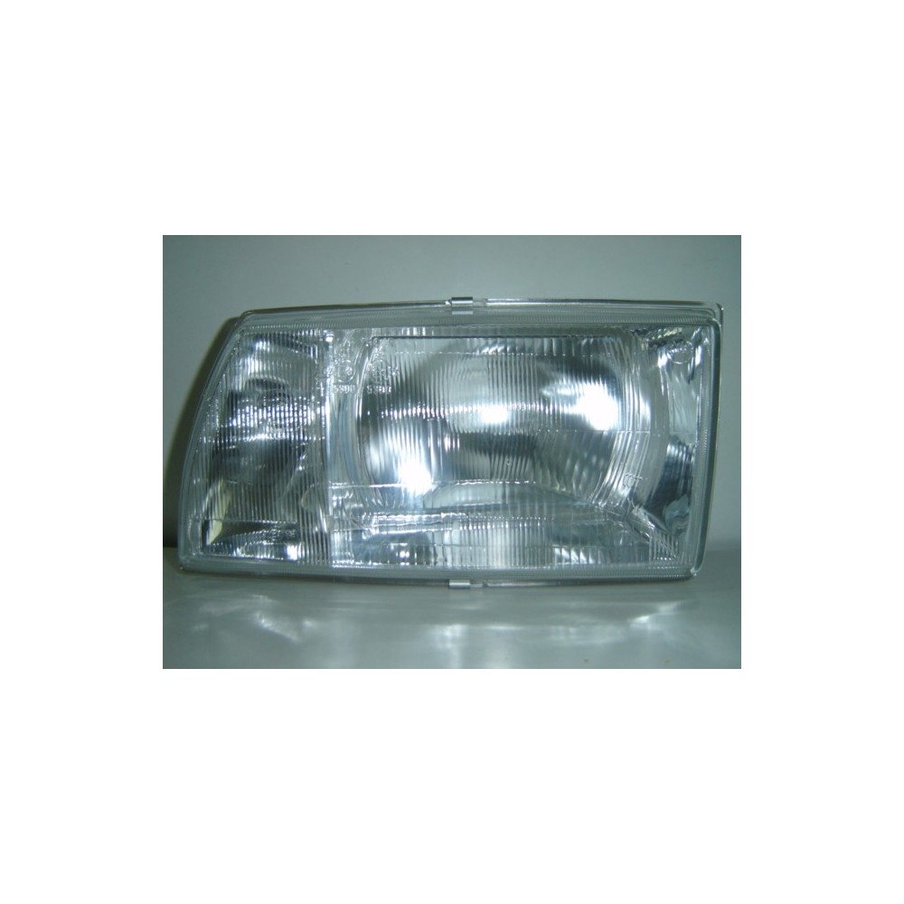 Achetez PHARE DROIT AVEC CLIGNOTANT BLANC CITROEN CITROEN C15 89- au meilleur prix sur todocarrocería.com