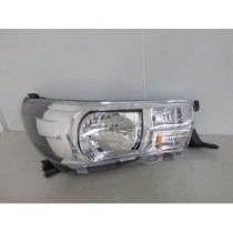 Compra FARO DERECHO ELÉCTRICO (H4) TOYOTA TOYOTA HILUX 16- al mejor precio en todocarrocería.com
