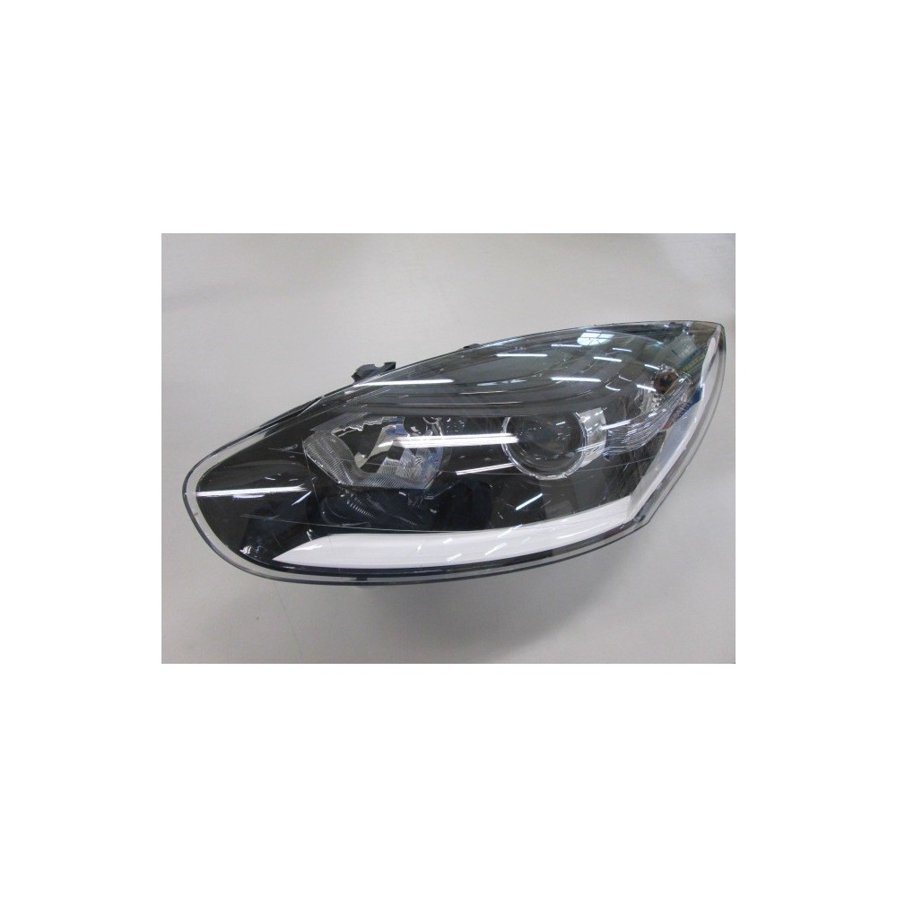 Achetez PHARE DROIT ÉLECTRIQUE AVEC MOTEUR AVEC BANDE NOIRE (H7/H7) RENAULT RENAULT MEGANE 14- au meilleur prix sur todocarrocer