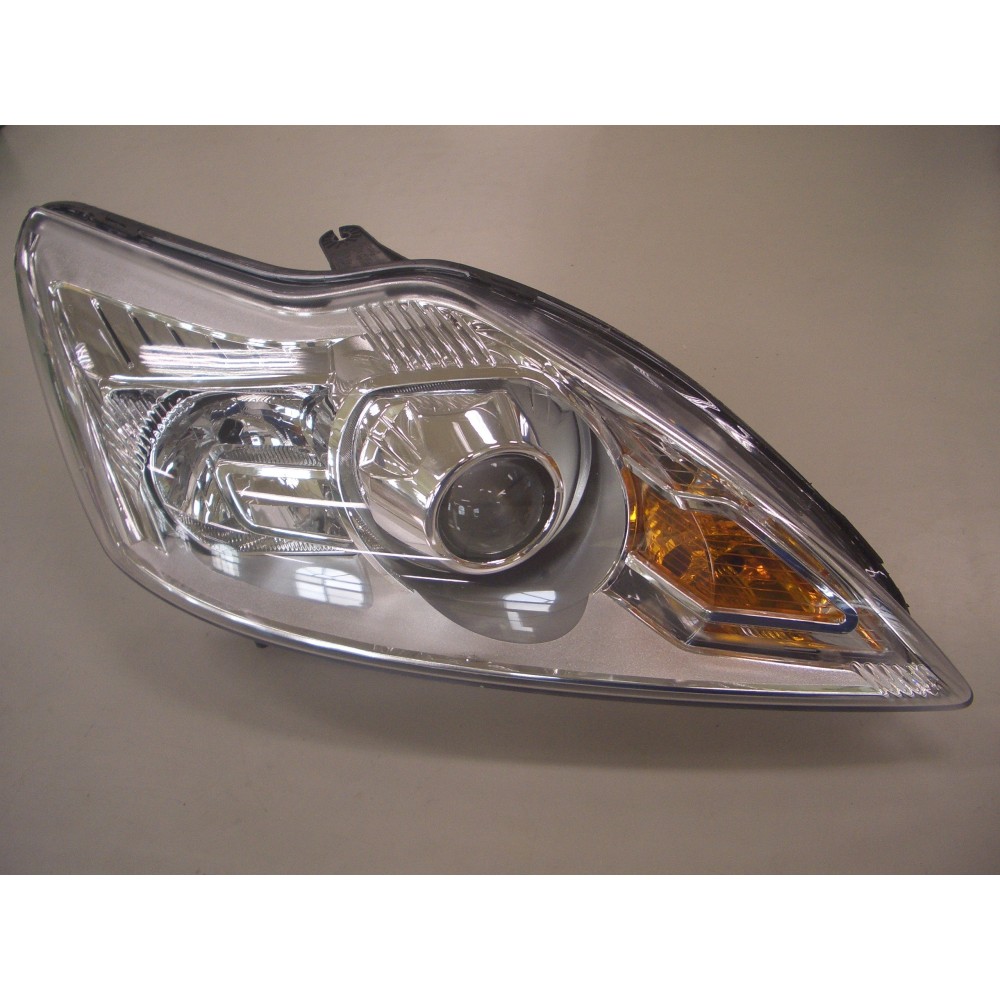 Compra FARO DERECHO ELÉCTRICO CON MOTOR I/CROMADO (HID/D1S) FORD FORD FOCUS 08- al mejor precio en todocarrocería.com
