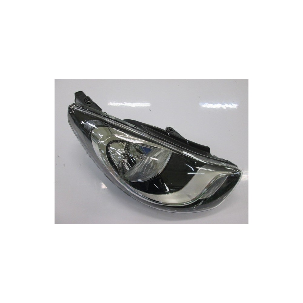 Compra FARO DERECHO ELÉCTRICO CON MOTOR I/NEGRO HYUNDAI HYUNDAI I10 11- al mejor precio en todocarrocería.com
