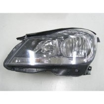 Compra FARO DERECHO ELÉCTRICO I/NEGRO MERCEDES MERCEDES C W204/SP/COUPE 11- al mejor precio en todocarrocería.com
