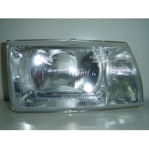 Achetez PHARE GAUCHE AVEC CLIGNOTANT BLANC CITROEN CITROEN C15 89- au meilleur prix sur todocarrocería.com