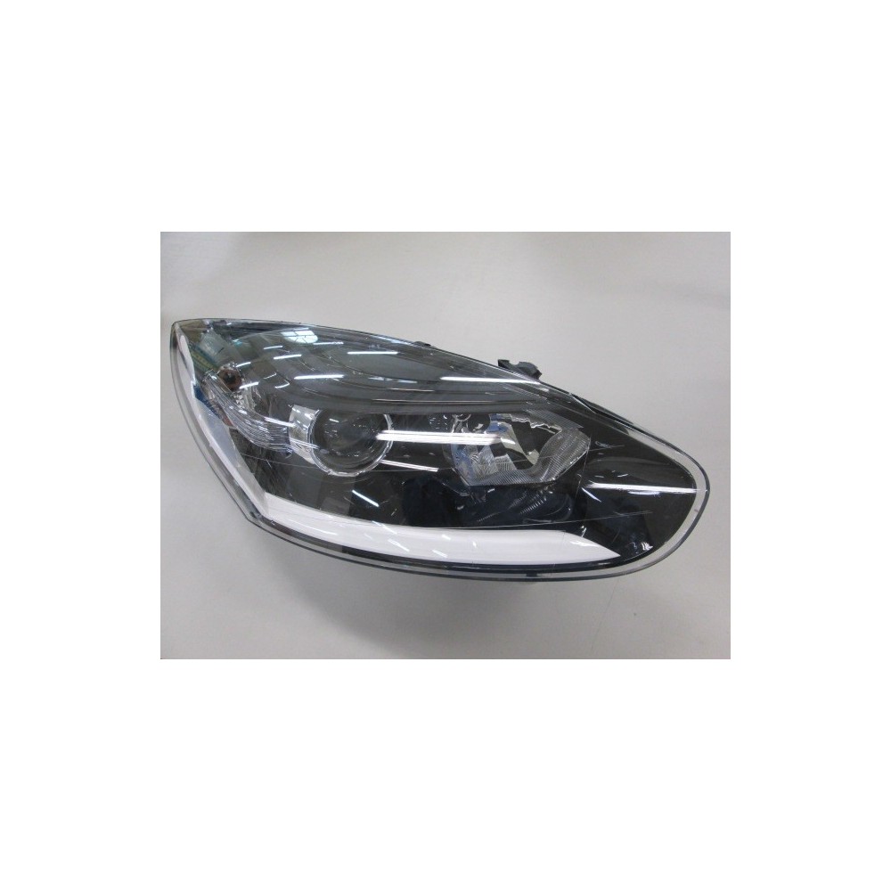 Compra FARO IZQUIERDO ELÉCTRICO CON MOTOR C/PESTANA NEGRA (H7/H7) RENAULT RENAULT MEGANE 14- al mejor precio en todocarrocería.c