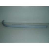 Compra LISTÓN DE FARO INFERIOR FARO DERECHO MERCEDES MERCEDES C W202 93-96 al mejor precio en todocarrocería.com