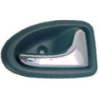 Compra MANETA DE PUERTA DELANTERO INT DERECHO CROMADO (T/CABO) RENAULT RENAULT CLIO 98-/01- al mejor precio en todocarrocería.co