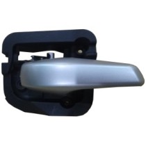 Achetez POIGNÉE DE PORTE INTÉRIEURE DROITE ARGENTÉE SMART MCC SMART FORTWO 07- au meilleur prix sur todocarrocería.com