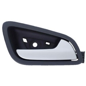 Achetez POIGNÉE DE PORTE INTÉRIEURE ARRIÈRE DROITE ARGENT/NOIR FORD FORD C-MAX 2010.11- au meilleur prix sur todocarrocería.com