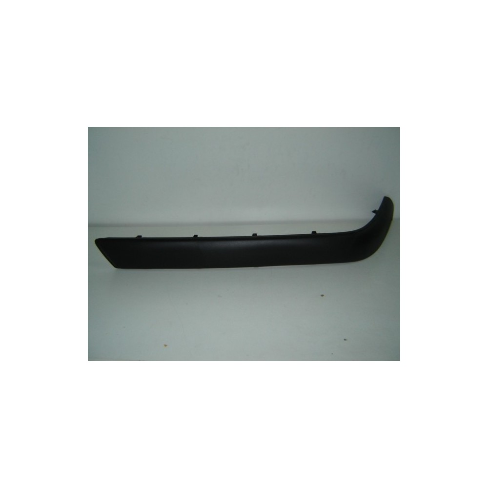 Compra MOLDURA PARAGOLPES TRASERO IZQUIERDO VW VW PASSAT 96- al mejor precio en todocarrocería.com