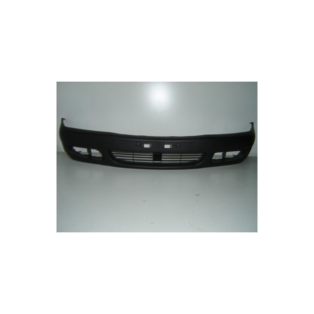 Compra PARAGOLPES DELANTERO NEGRO C/FUROS TOYOTA TOYOTA COROLLA 00- al mejor precio en todocarrocería.com