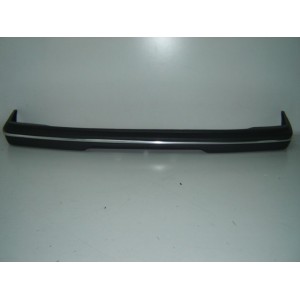 Compra PARAGOLPES TRASERO (MOLDURA CROMADO) PEUGEOT PEUGEOT 205 83- al mejor precio en todocarrocería.com