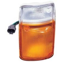 Compra PILOTO DELANTERO DERECHO NISSAN NISSAN PATROL GR 95-97- al mejor precio en todocarrocería.com