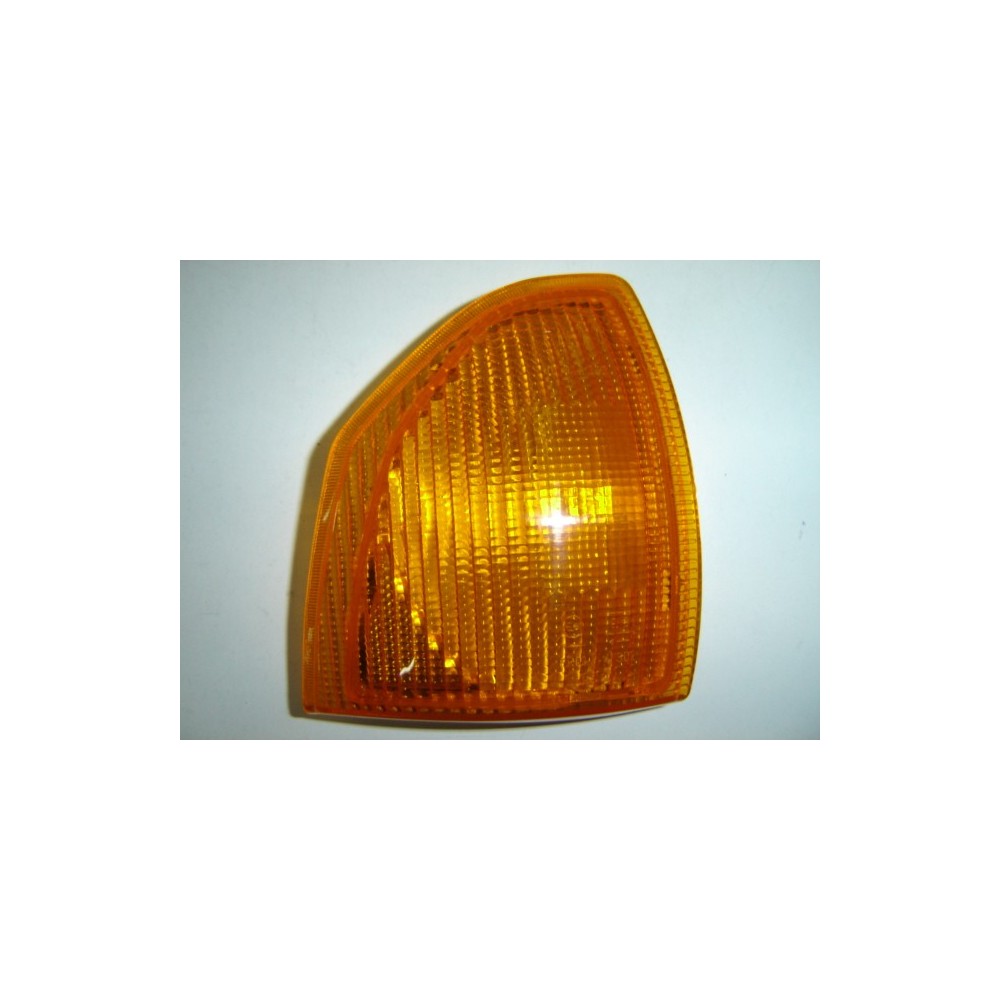 Achetez FEU AVANT DROIT (JAUNE) ALFA ALFA 33 -89 au meilleur prix sur todocarrocería.com
