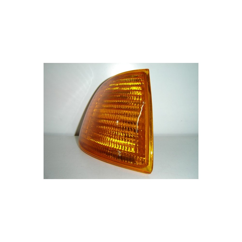 Compra PILOTO DELANTERO DERECHO (AMARILLO)(S/CASQUILLO) VW SEAT INCA/VW CADDY 97- al mejor precio en todocarrocería.com