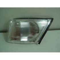 Compra PILOTO DELANTERO IZQUIERDO (BLANCO) IVECO IVECO DAILY 04- al mejor precio en todocarrocería.com