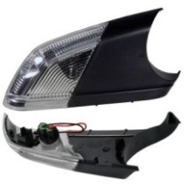 Achetez FEU LATERAL DROIT AVEC ECLAIRAGE DE COURTOISIE RÉTROVISEUR SKODA SKODA OCTAVIA 04- au meilleur prix sur todocarrocería.c
