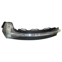 Compra PILOTO LATERAL DERECHO LED 3/4/5 PUERTAS RETROVISOR AUDI AUDI A3 13- al mejor precio en todocarrocería.com