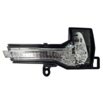Achetez FEU LATERAL DROIT LED RETROVISEUR AUDI VW POLO 2017.09- au meilleur prix sur todocarrocería.com