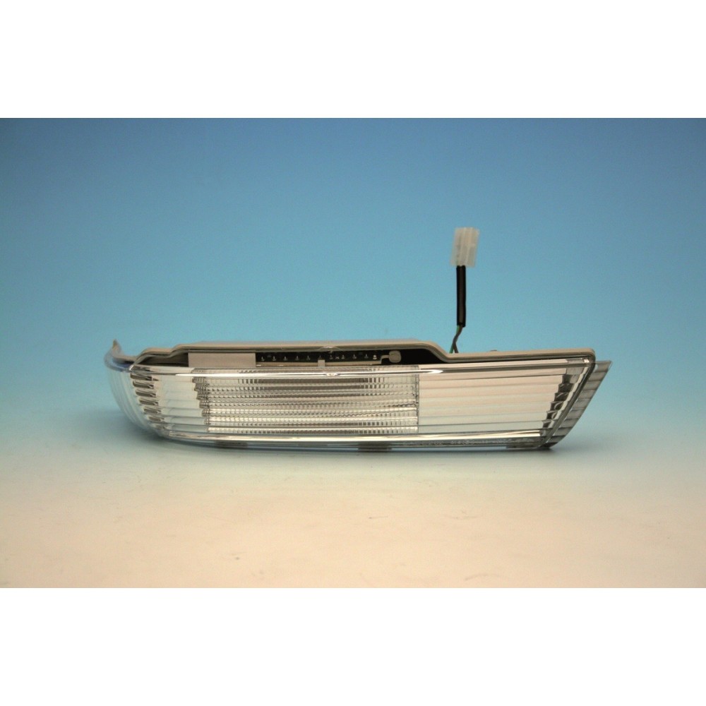 Compra PILOTO LATERAL DERECHO RETROVISOR VW VW TOUAREG 08- al mejor precio en todocarrocería.com