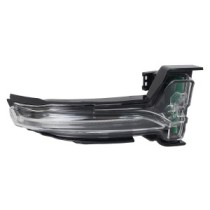 Compra PILOTO LATERAL DERECHO RETROVISOR LED FORD FORD FOCUS 2018.07- al mejor precio en todocarrocería.com