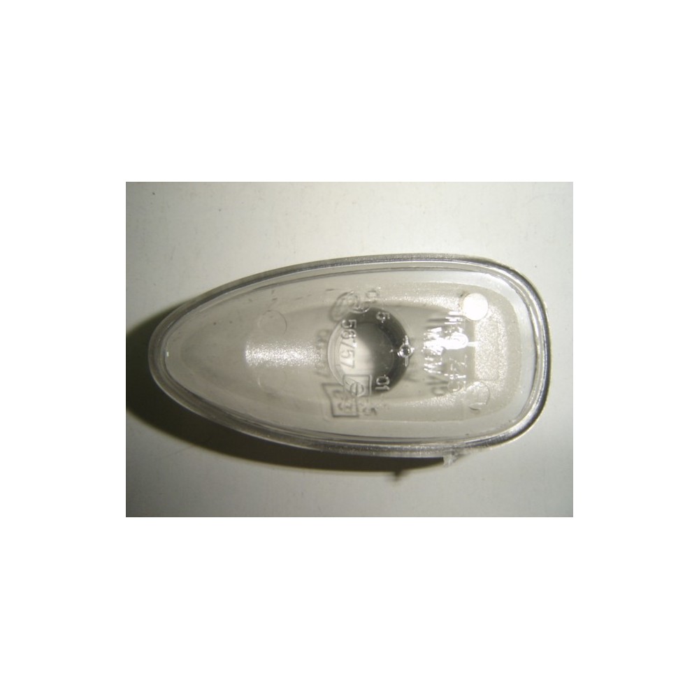 Achetez FEU LATERAL (BLANC) FIAT FIAT BRAVO/BRAVA au meilleur prix sur todocarrocería.com.