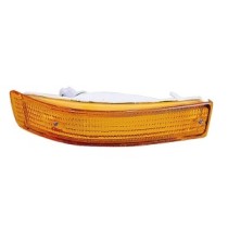 Compra PILOTO PARAGOLPES DELANTERO DERECHO TOYOTA TOYOTA COROLLA EE90 88- al mejor precio en todocarrocería.com