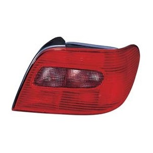 Compra PILOTO TRASERO DERECHO CITROEN CITROEN XSARA 00- al mejor precio en todocarrocería.com