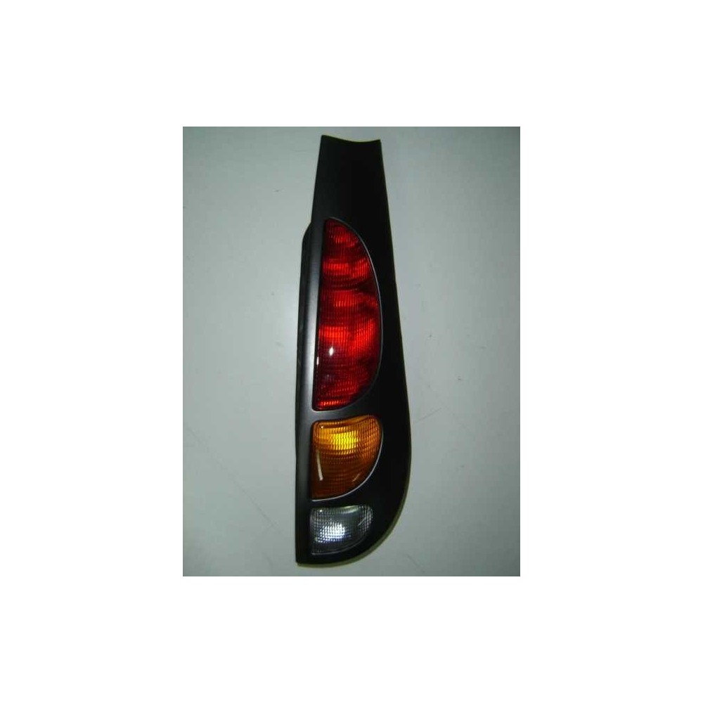 Compra PILOTO TRASERO DERECHO FIAT FIAT MAREA SW 95- al mejor precio en todocarrocería.com