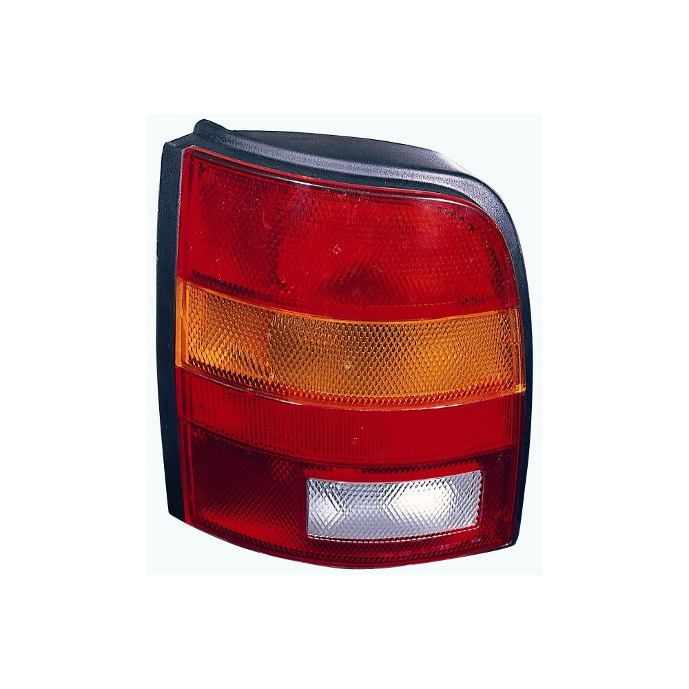 Compra PILOTO TRASERO DERECHO NISSAN NISSAN MICRA 93- al mejor precio en todocarrocería.com