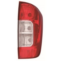 Compra PILOTO TRASERO DERECHO NISSAN NISSAN NAVARA 14- al mejor precio en todocarrocería.com