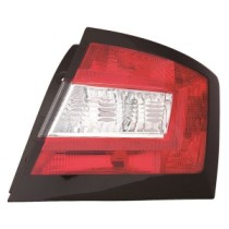 Compra PILOTO TRASERO DERECHO SKODA SKODA FABIA 15- al mejor precio en todocarrocería.com