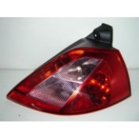 Compra PILOTO TRASERO DERECHO (3/5 PUERTAS) RENAULT RENAULT MEGANE 02- al mejor precio en todocarrocería.com