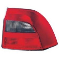 Compra PILOTO TRASERO DERECHO (AHUMADO) OPEL OPEL VECTRA 99- al mejor precio en todocarrocería.com