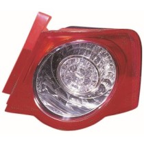 Achetez FEU ARRIÈRE DROIT (EXTÉRIEUR 4 PORTES LED) VW VW PASSAT 05- au meilleur prix sur todocarrocería.com