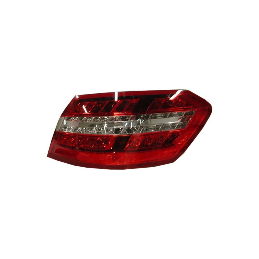 Achetez FEU ARRIÈRE DROIT (EXTÉRIEUR AVANTG LED) MERCEDES MERCEDES E W212 09- au meilleur prix sur todocarrocería.com