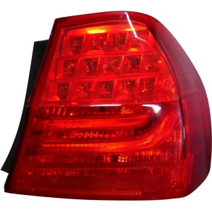 Achetez FEU ARRIÈRE DROIT (EXTÉRIEUR LED 4 PORTES) BMW BMW S/3 E90 09- au meilleur prix sur todocarrocería.com