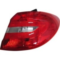 Achetez FEU ARRIÈRE DROIT (EXTÉRIEUR) MERCEDES MERCEDES B W246 12- au meilleur prix sur todocarrocería.com