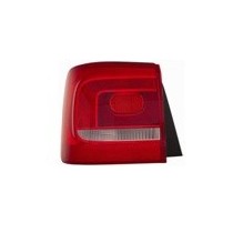 Compra PILOTO TRASERO DERECHO (EXTERIOR) VW VW TOURAN 10- al mejor precio en todocarrocería.com