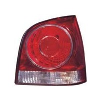Compra PILOTO TRASERO DERECHO (ROJO) VW VW POLO 05- al mejor precio en todocarrocería.com