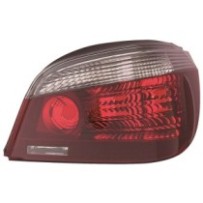 Compra PILOTO TRASERO DERECHO (SEDAN AHUMADO) BMW BMW S/5 E60 03-06 al mejor precio en todocarrocería.com