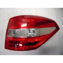 Compra PILOTO TRASERO DERECHO (SW) RENAULT RENAULT LAGUNA 08- al mejor precio en todocarrocería.com