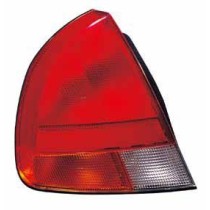 Compra PILOTO TRASERO DERECHO EXTERIOR (5 PUERTAS) MITSUBISHI MITSU CARISMA 95-98 al mejor precio en todocarrocería.com