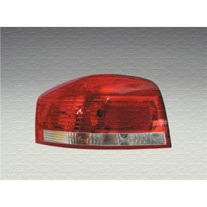 Compra PILOTO TRASERO DERECHO MAGNETI MARELLI (3P) AUDI AUDI A3 03- al mejor precio en todocarrocería.com