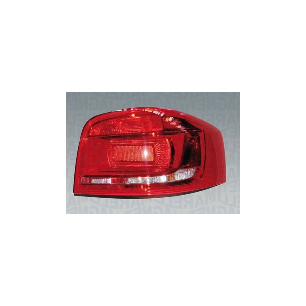 Achetez FEU ARRIÈRE DROIT MAGNETI MARELLI (3P) AUDI AUDI A3 2008.07- au meilleur prix sur todocarrocería.com